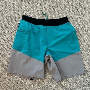 Men Lululemon shorts